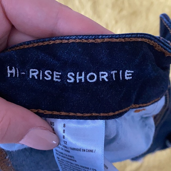 SALE🌿 Hi-Rise Shorty Shorts - Picture 4 of 5